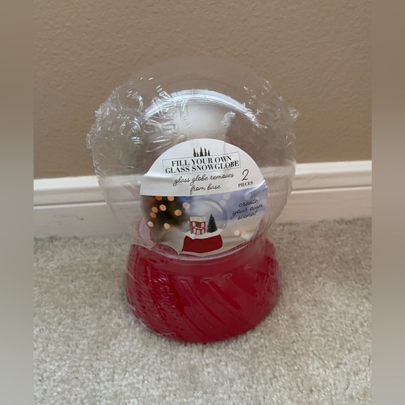 Make Your Own Snow Globe - NEW - Red - Picture 1 of 3